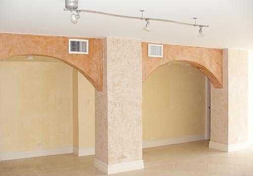 5th image of 6039 Collins Ave APT 1117