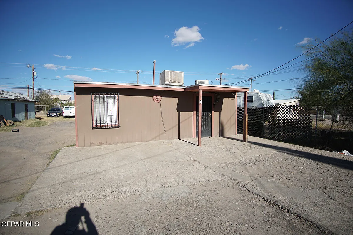 Building Photo - 7161 Dale Rd #3