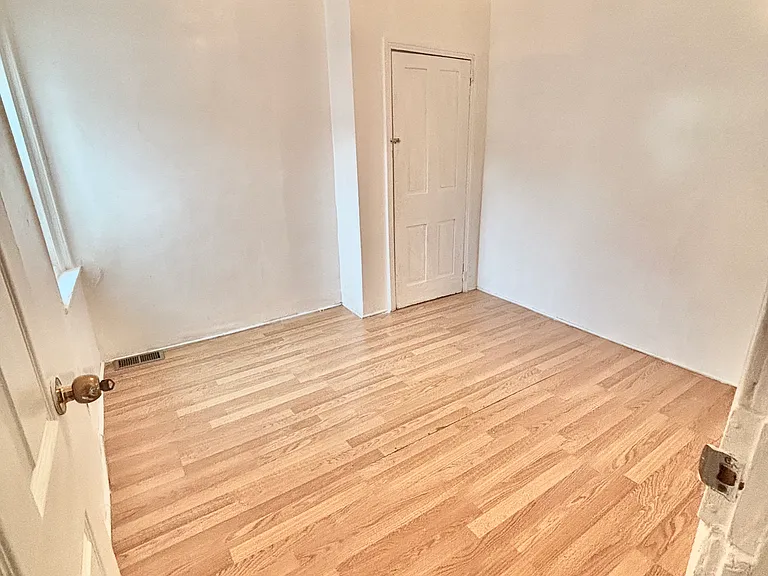 807 Snyder Ave — Photo 17