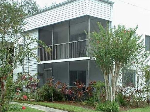 1st image of 2376 Oak Park Way