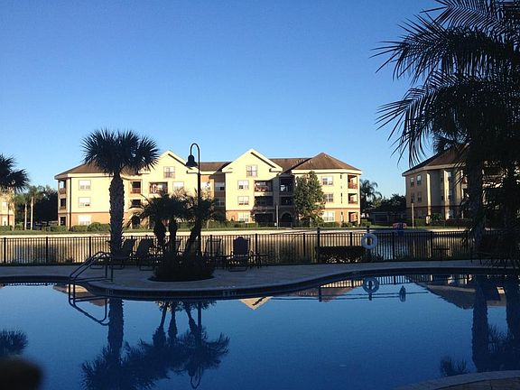 5th image of 1640 Villa Capri Cir APT 302