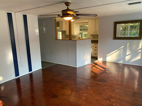 2nd image of 80 Barbarosa St