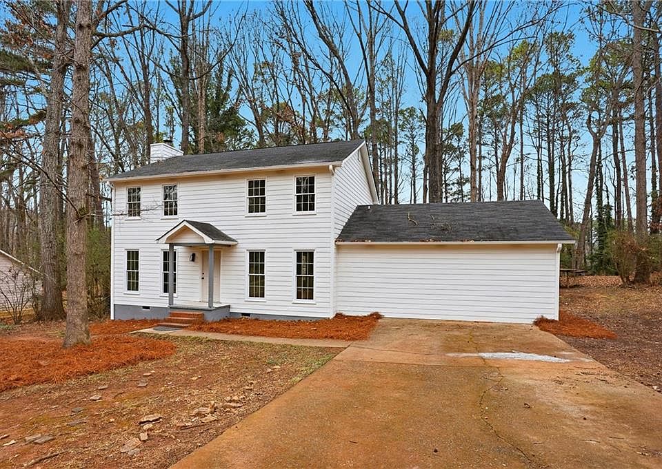 1st image of 8692 Twin Oaks Dr