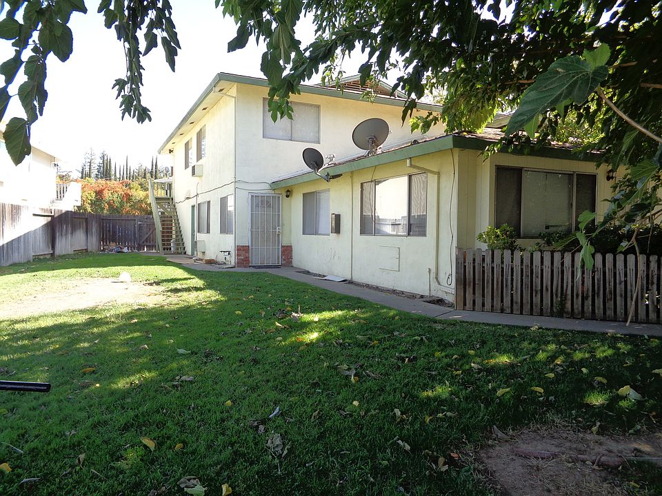 1st image of 922 Carro Dr APT 4