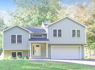 114 Riverton Rd, Springfield, MA 01109