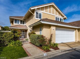 4 Singingwood #33, Irvine, CA 92614