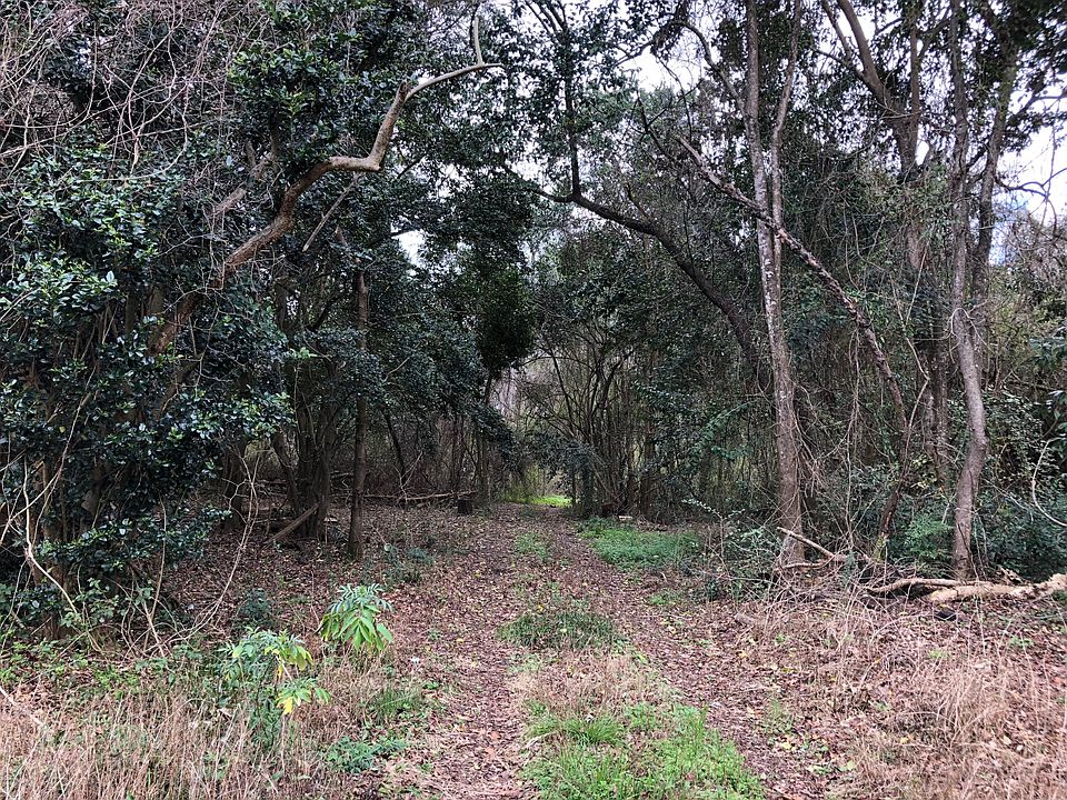 1st image of 8867 Salamander Rd