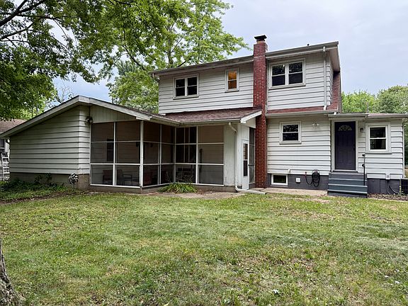 2nd image of 2846 Oak St