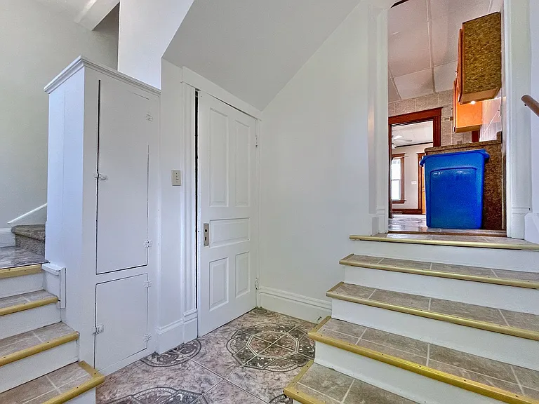 1116 Yout St — Photo 11