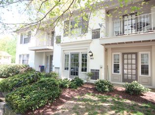 5903 Kingsford Rd #376, Springfield, VA 22152