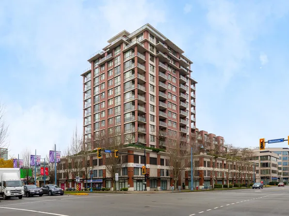 5933 Cooney Rd #704, Richmond, BC V6X 4H3