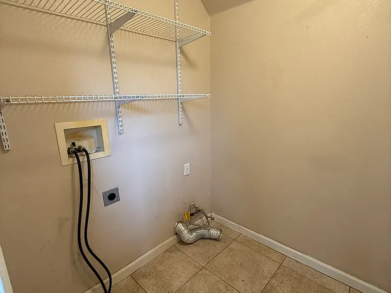 2683 Silver Stone Ln — Photo 14
