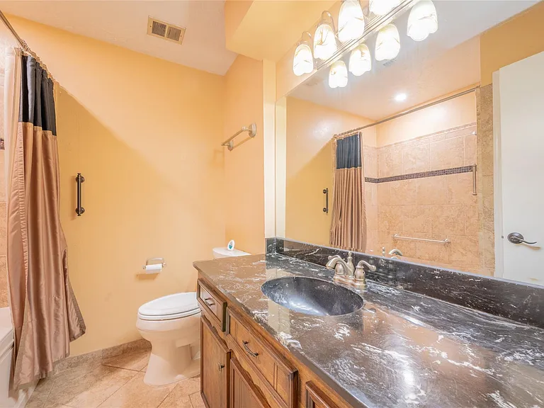 9202 Benning Dr — Photo 28