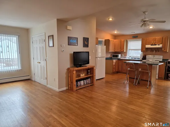 54 Benedict St #A, Norwalk, CT 06850