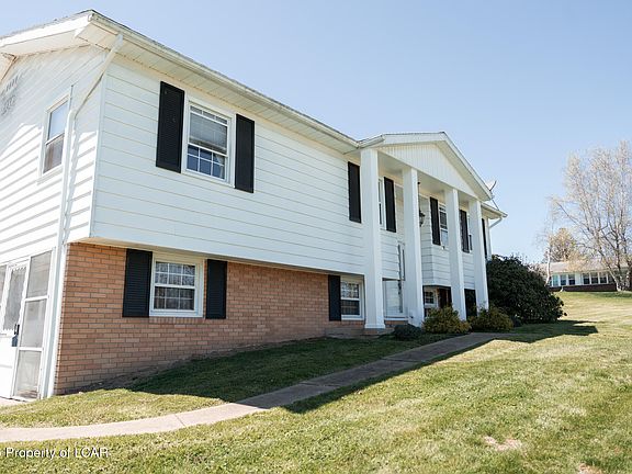 4th image of 14 Evans St