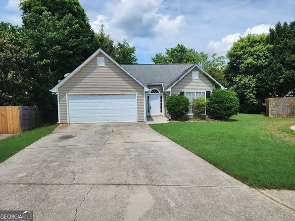 535 Village Cir, Stockbridge, GA 30281