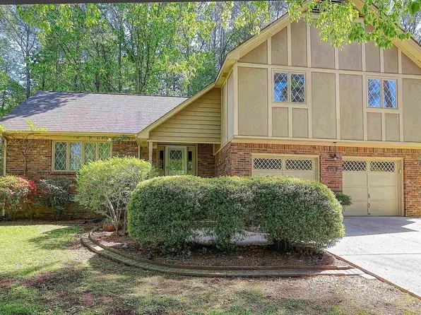 108 Steele Dr, Madison, AL 35758