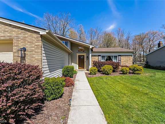 5th image of 32745 N Roundhead Dr