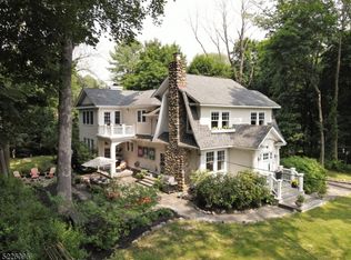 15 Lowell Ave, Mountain Lakes, NJ 07046