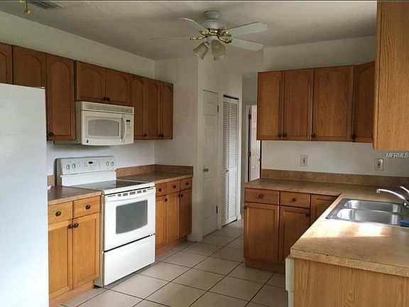 4th image of 662 43rd Ave NE