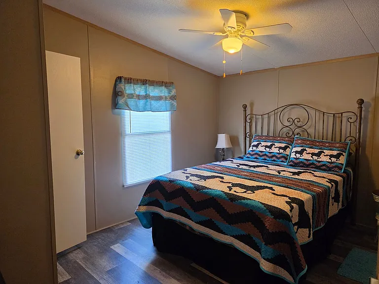 112 Pine Knot Trl — Photo 26