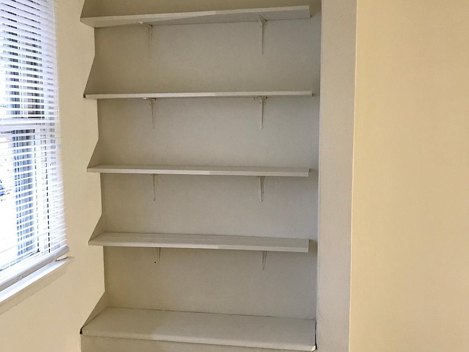 Great build-Ins in the family room