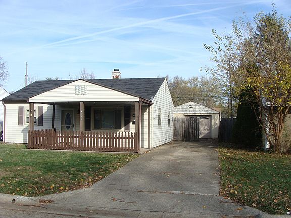 2nd image of 4578 Saint Margaret Ln