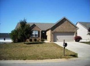 143 Irving Ln, Georgetown, KY 40324