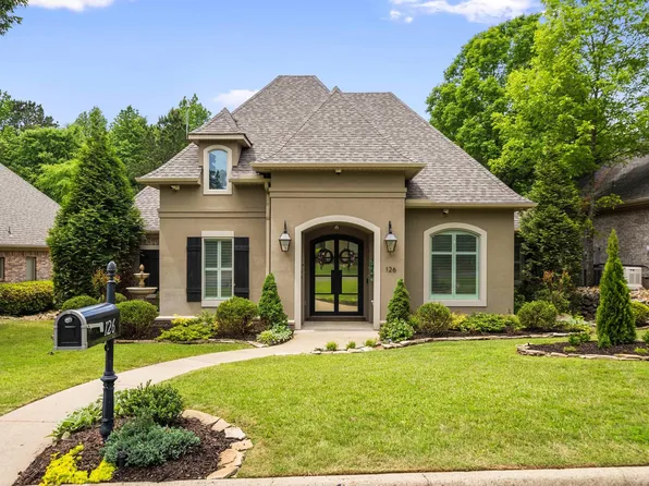 126 Gardens Gate Cir, Hot Springs, AR 71913