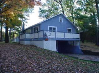 W5822 Sunset Cir, Shawano, WI 54166