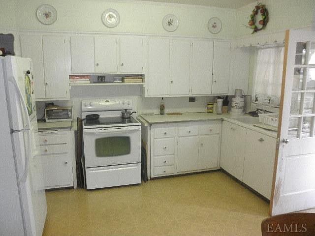 1st image of 57 Cumberland Dr