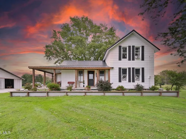 900 N Berkey Southern Rd, Swanton, OH 43558