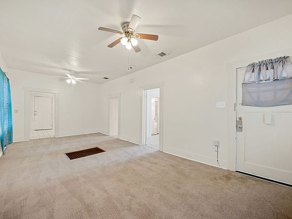 4th image of 906 S Gevers St
