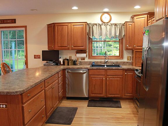 3rd image of 13439 Greenbriar Dr