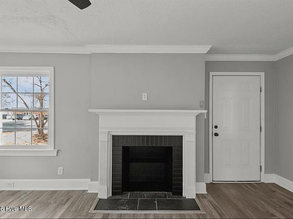 5th image of 1606 Edgerton Street