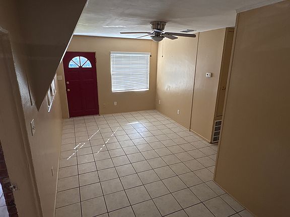 2nd image of 2370 Washington Ave