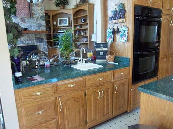 3rd image of 4013 Bridgewood Dr