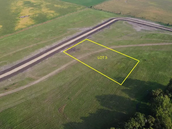 3 Oak Creek Cir, Big Stone City, SD 57216