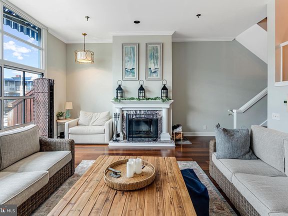 3rd image of 7 N Columbus Blvd APT 108