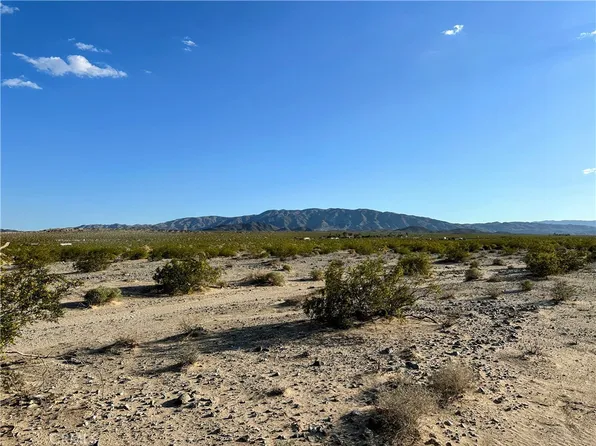 26 Danby Rd, Twentynine Palms, CA 92277