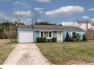 468 N Hyde Pl, Bear, DE 19701