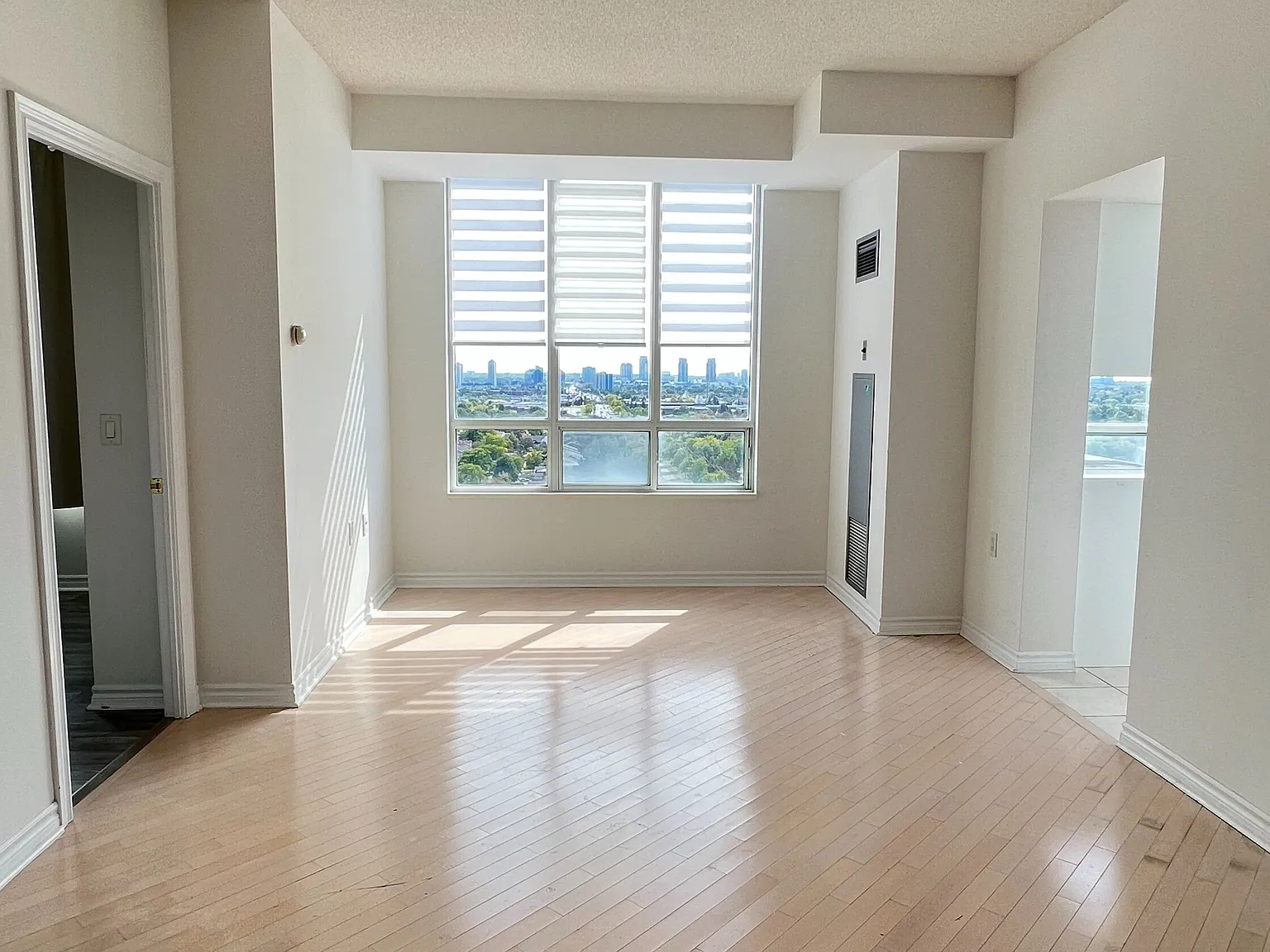 3 bed, $2,850 — Photo 3