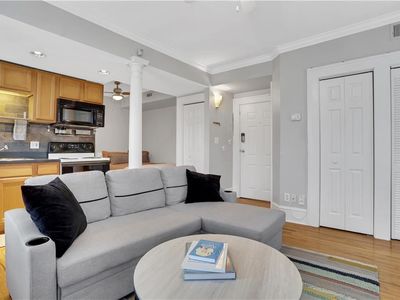 706 Charles Allen Dr NE APT 1, Atlanta, GA, 30308