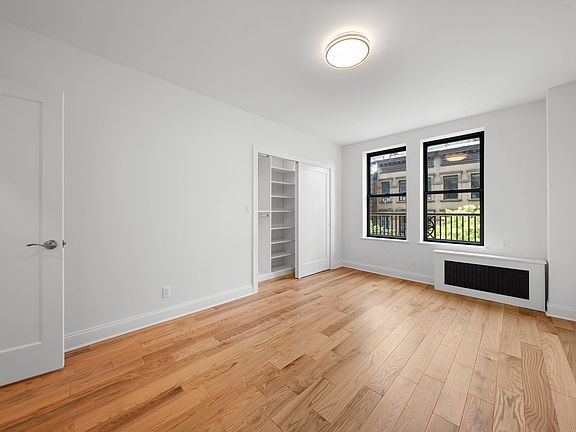 4th image of 115 W 73rd St APT 5D