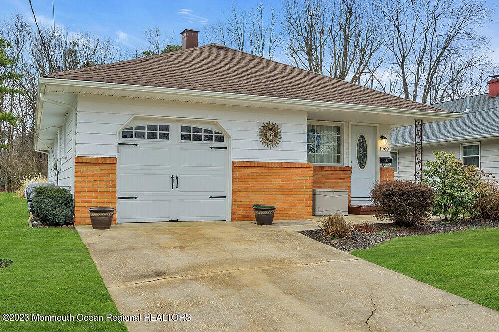 1969 Mount Carmel Boulevard, Toms River, NJ 08753 Zillow