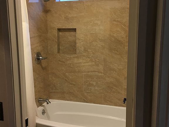 2nd image of 628 Daisy Ave APT 320