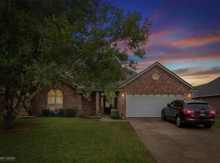 5750 Gold Crest Dr, Bossier City, LA 71112