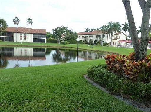 Home For Sale In Palm Chase Lakes