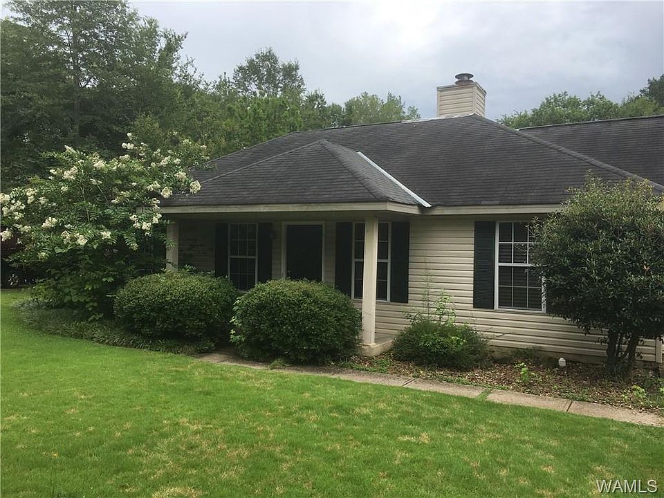 2nd image of 3057 Shannon Dr