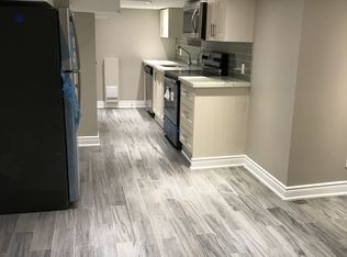 989 Dufferin St, Toronto, ON M6H 4B2